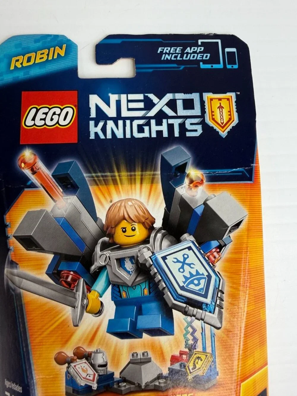 Lego Ultimate Robin 70333 Figure Nexo Knights Toy 75 Piece Collect Party Core Ni - Picture 2 of 8